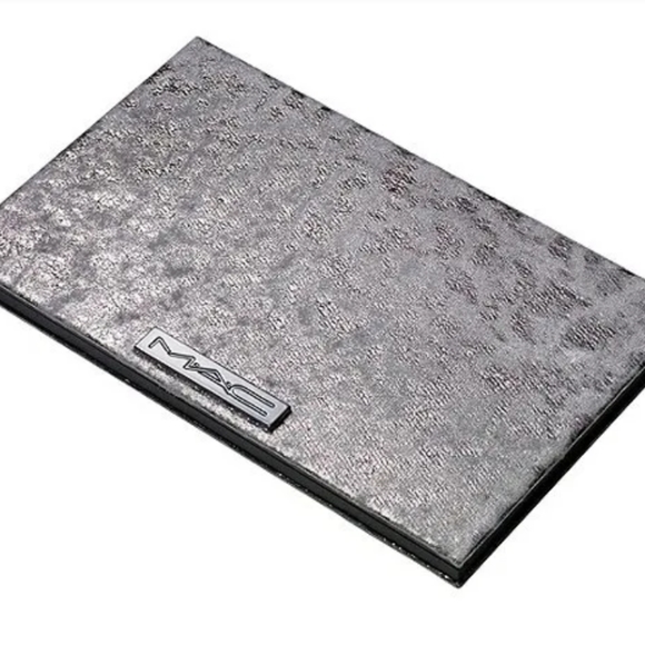 MAC Grand spectacle x25 eye shadow palette - Picture 2 of 4